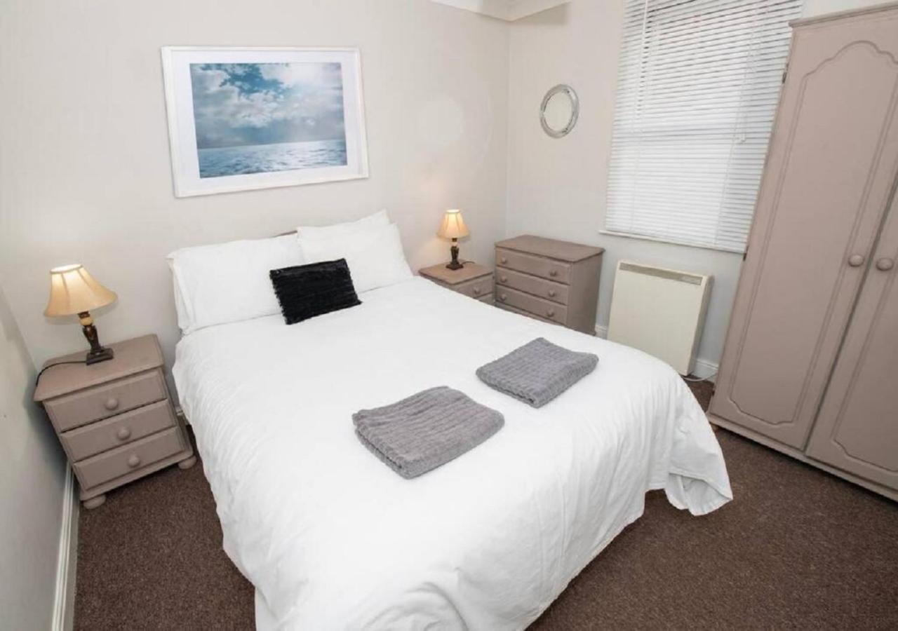 Cormorant - Beautiful 2 Bed Apartment With Sea Views Old Town Scarborough Exteriör bild